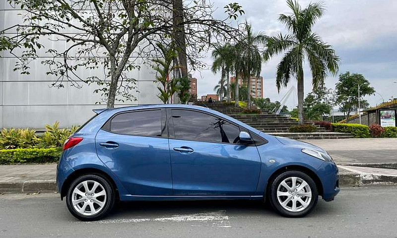 Mazda 2 2008 Mecanic...