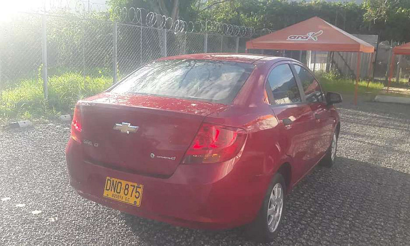 Vendo Chevrolet Sail...
