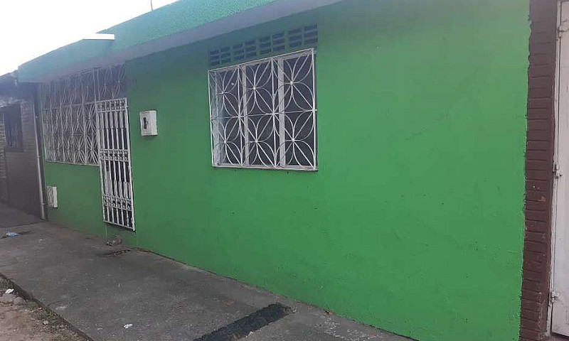 Se Vende Casa, Tres ...