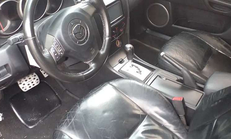 Vendo Automóvil Mazd...