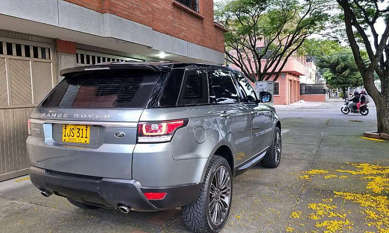 Land Rover Range Rov...