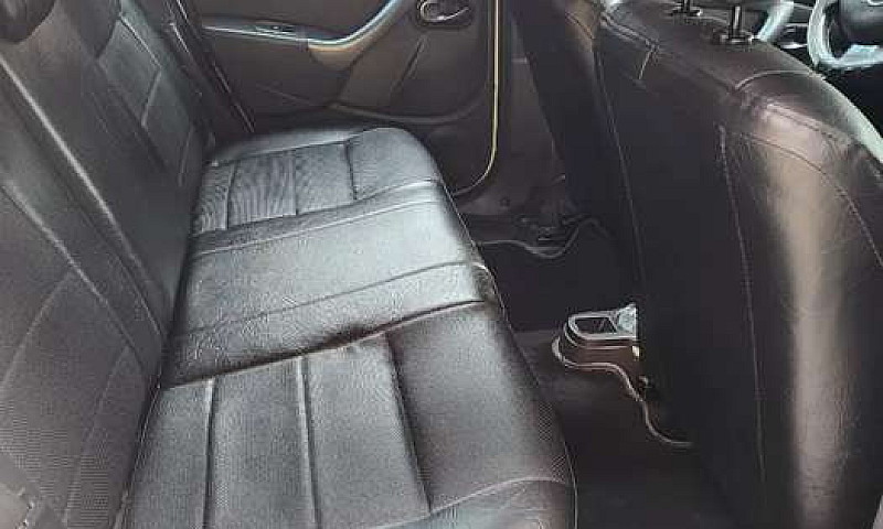 Renault Duster 4X4, ...