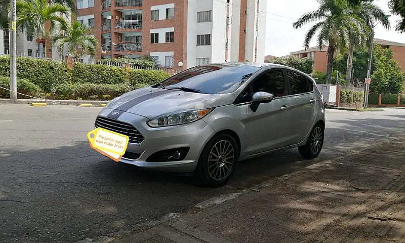 Ford Fiesta Titanium...