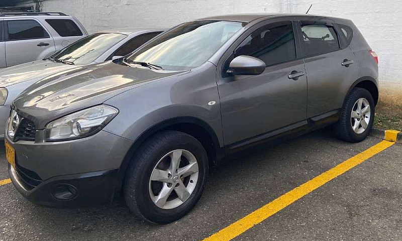 Vendo Nissan Qashqai...