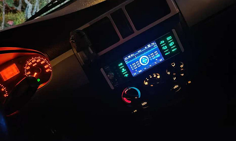 Se Vende Van N300 De...