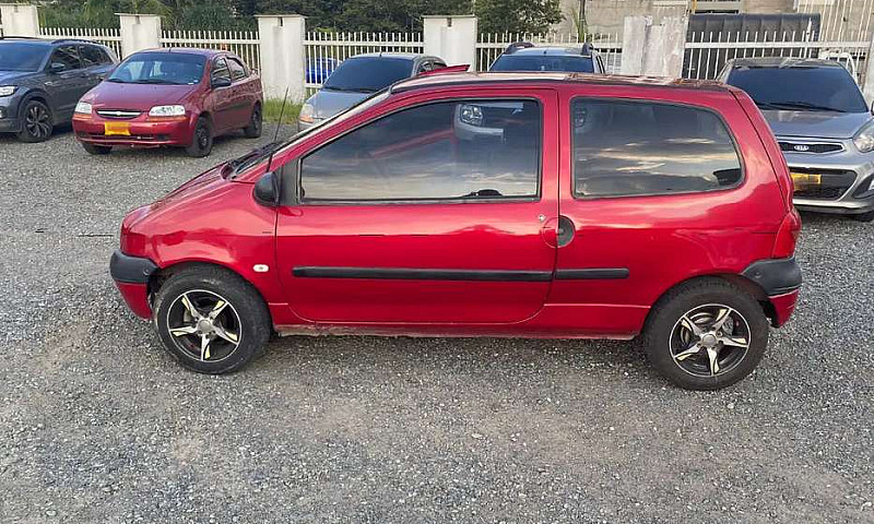 Vendo Twingo 2006...