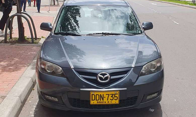 Mazda 3 2010...