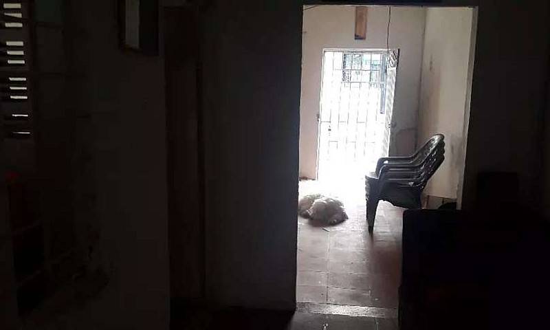 Arriendo Habitacion...