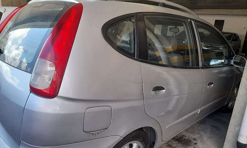 Chevrolet Vivant 2.0...