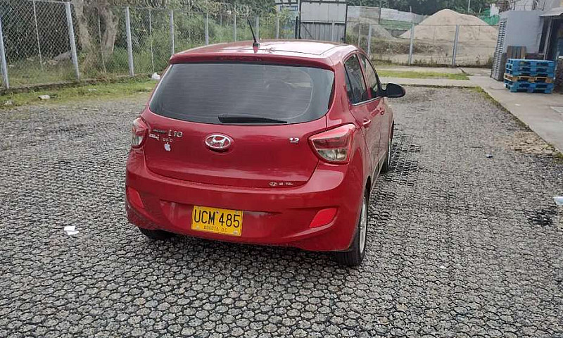 Vendo Hyundai I Gran...