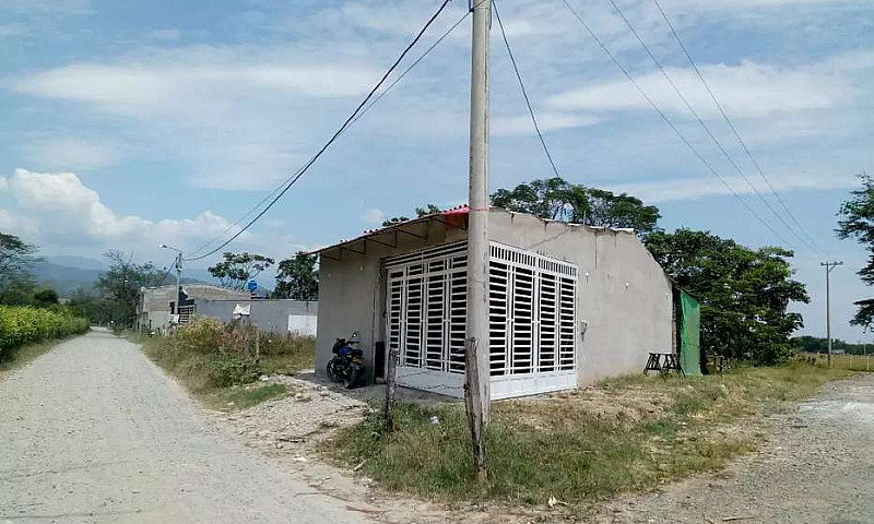 Hermosa Casa Esquine...