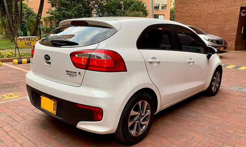 Kia Rio Spice 1400...