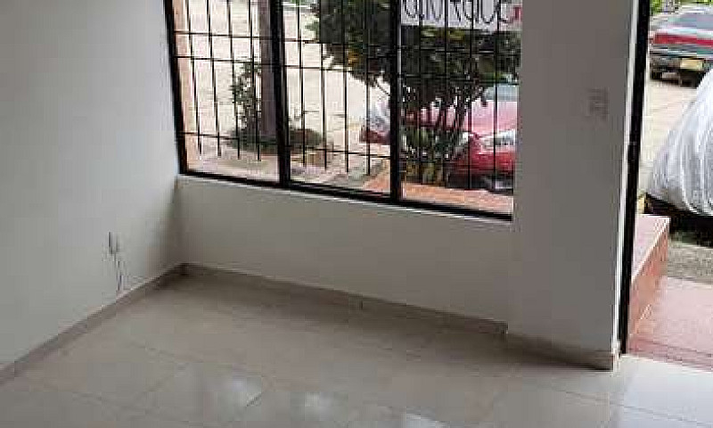Casa En Conjunto Fát...