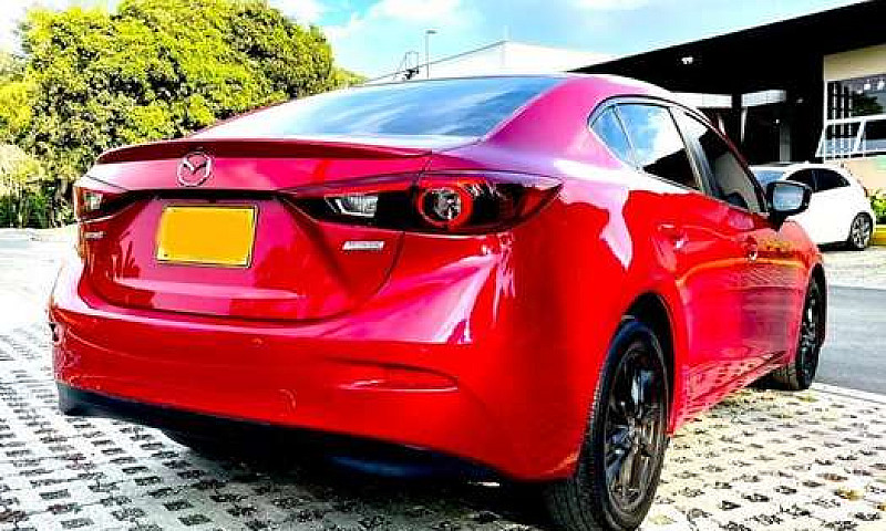 Mazda 3 Touring 2029...