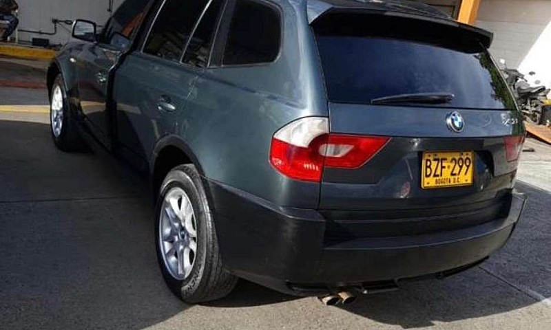 Camioneta Bmw X3...