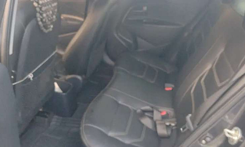 Excelente Kia Rio...