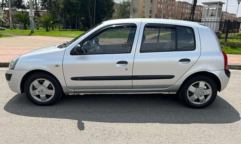 Renault Clio 2010 Au...