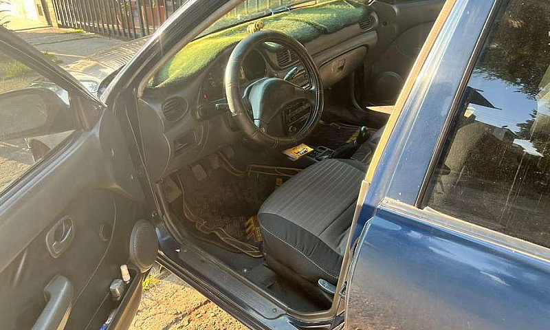 Hyundai Accent 98 En...