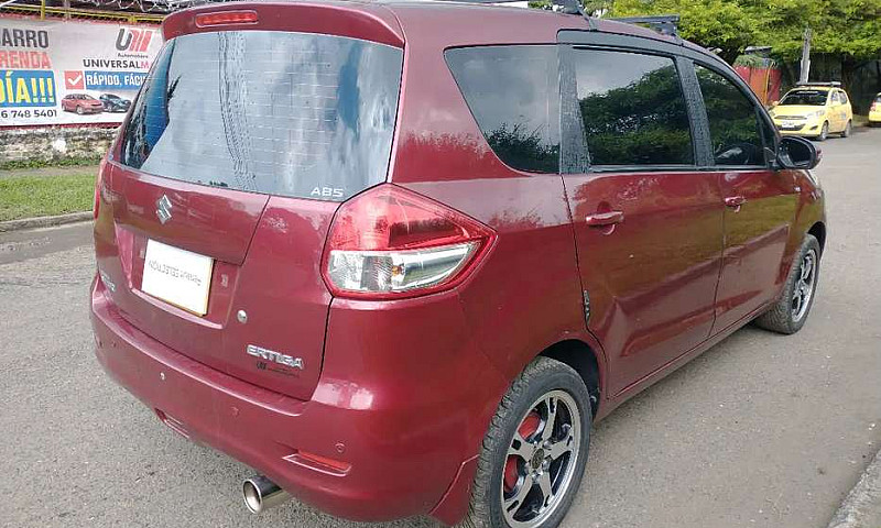 Suzuki Ertiga 2015...