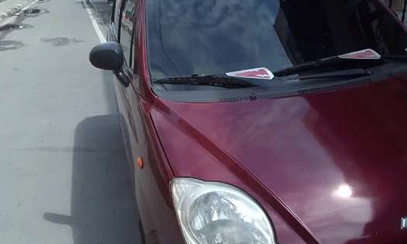 Vendo Spark 2009...