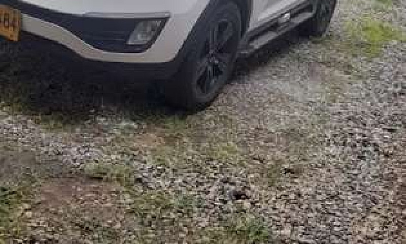 Vendo Kia  Sportage...