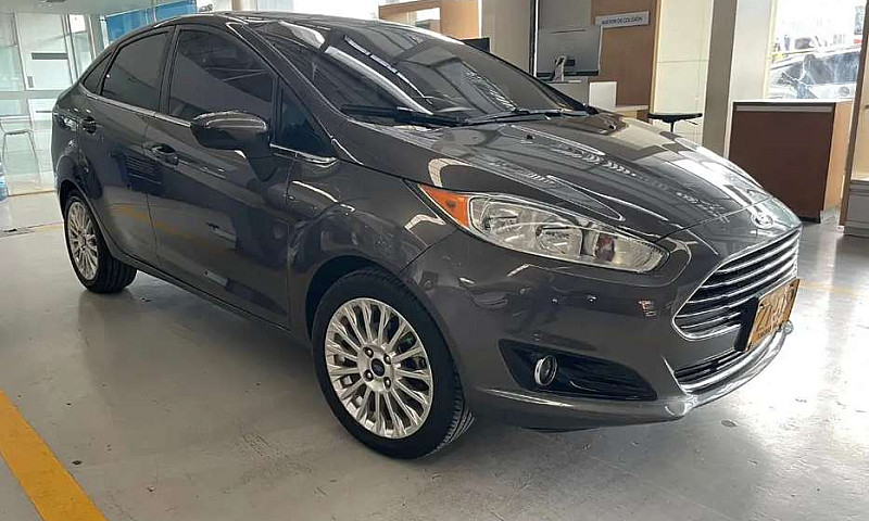 Vendo Ford Fiesta Ti...