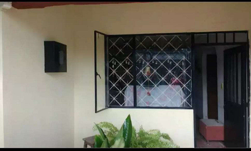 Casa Doble Fachada...