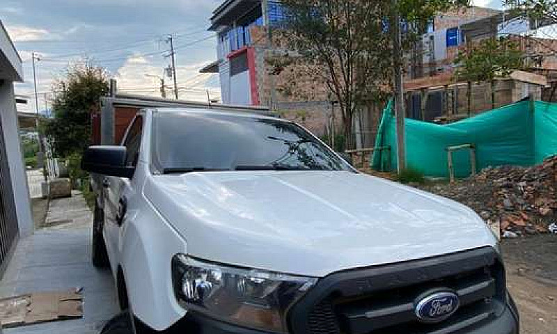 Ford Ranger 2.2 Esta...