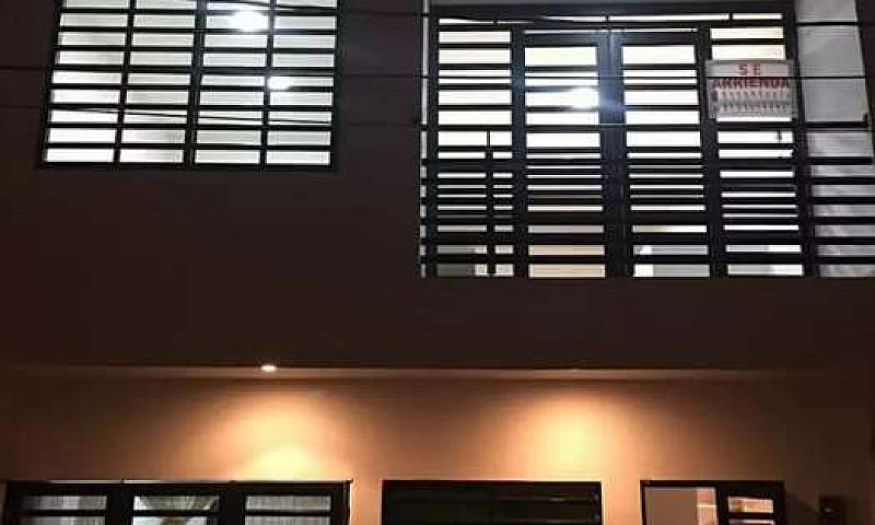 Se Arrienda Habitaci...