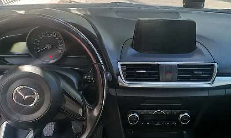 Mazda 3 Modelo 2017...