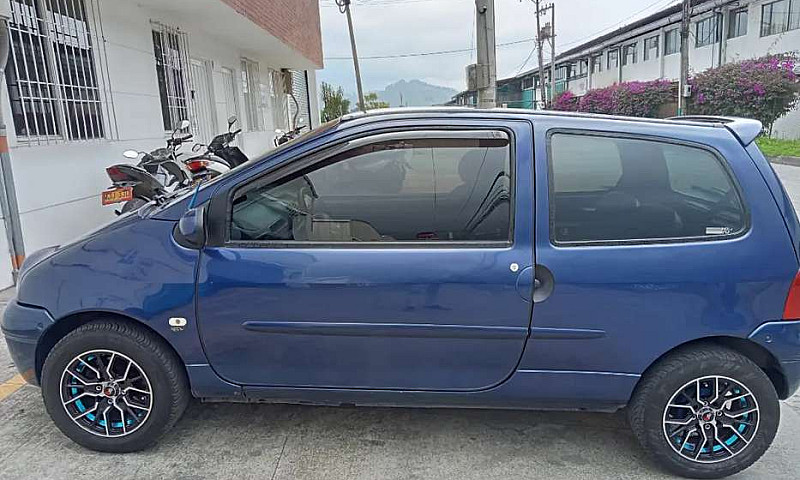 Hermoso Twingo 16 V...