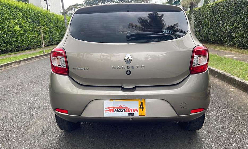 Renault Sandero 2018...