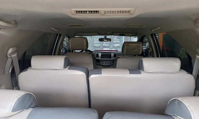 Toyota Fortuner 4X2 ...