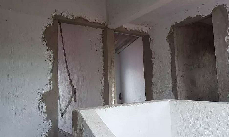 Vendo Casa Comercial...
