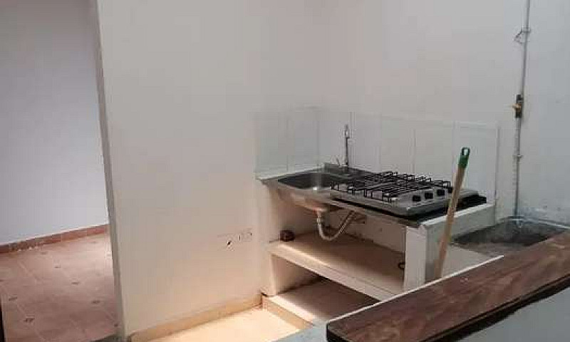 Se Arrienda Apto Par...