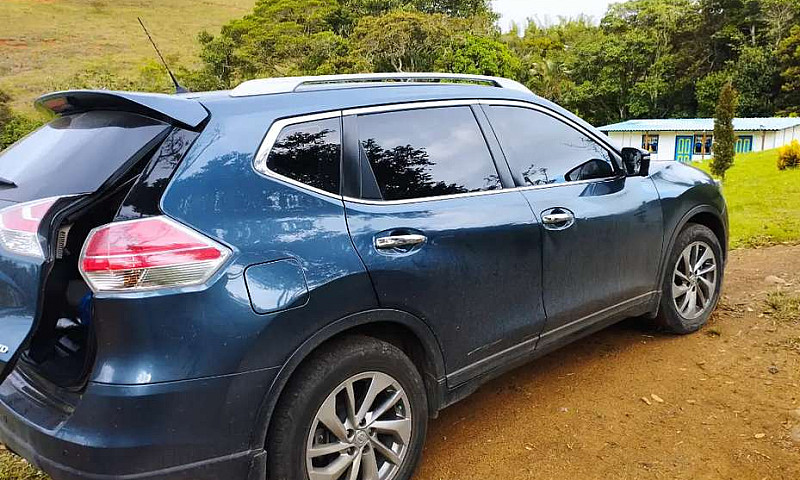Nissan X-Trail...