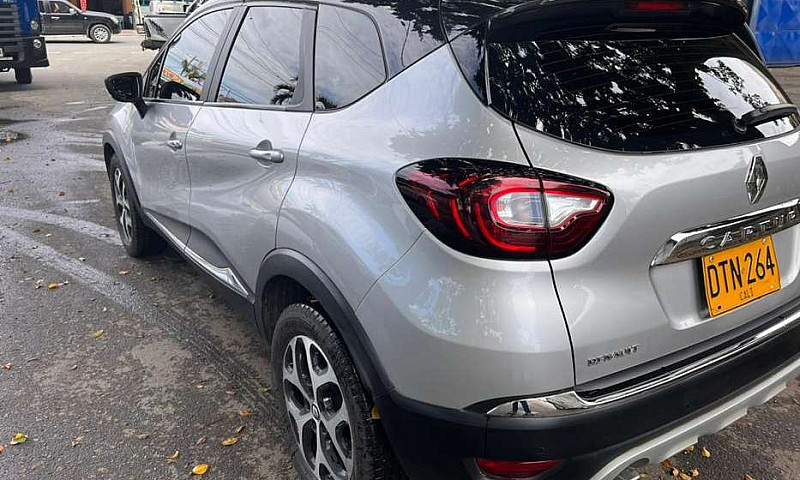 Renault Captur Excel...