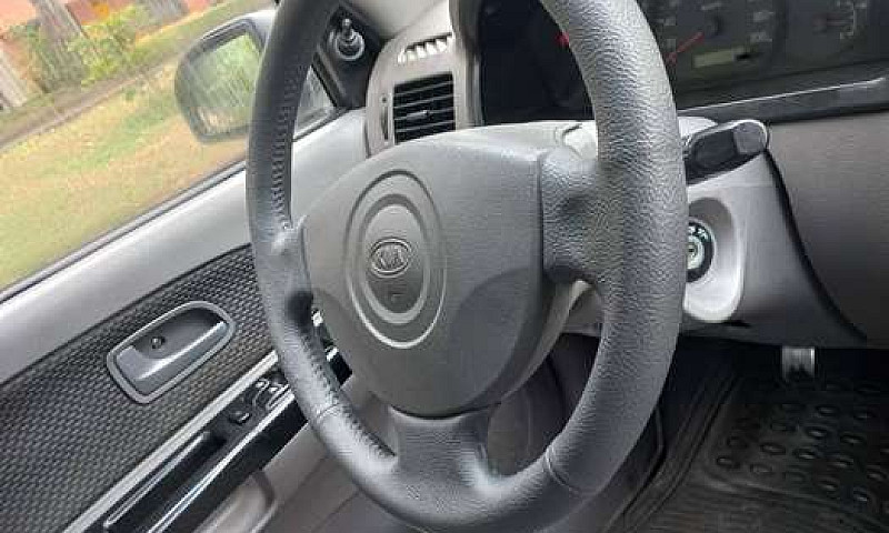 Kia Stylus 2014...