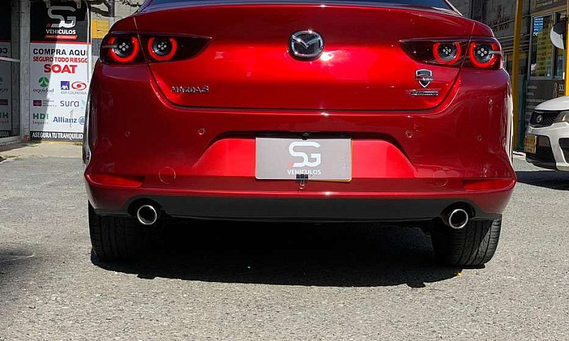 Mazda 3 Grand Tourin...