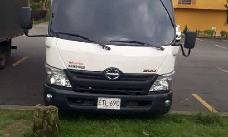 Hino 300 Dutro Turbo...