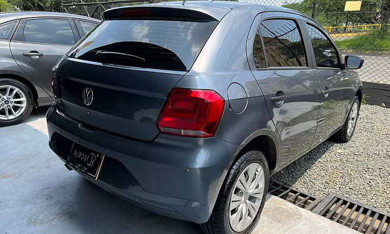 Volkswagen Gol...