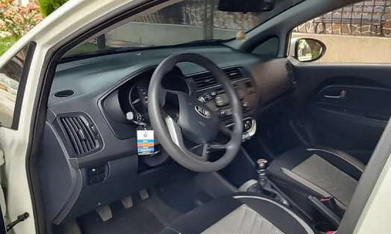 Kia Rio Ub Ex Modelo...