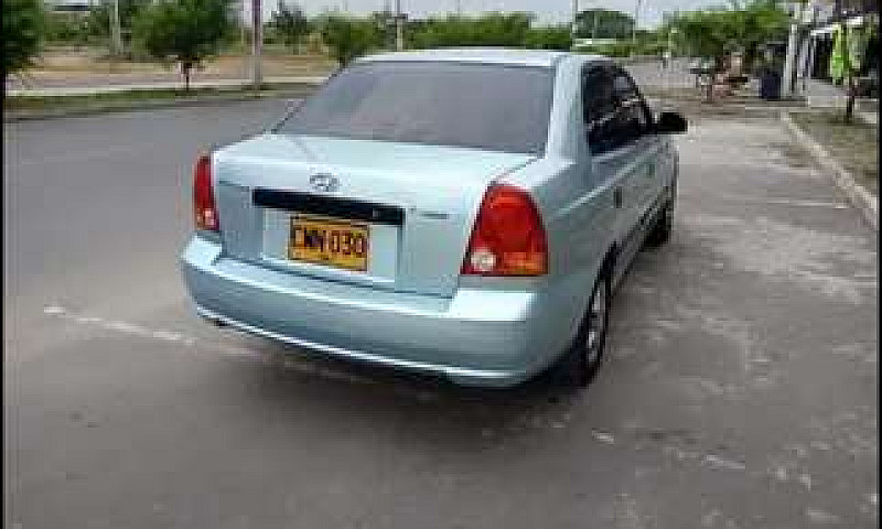 Vendo Hyundai Yiro P...