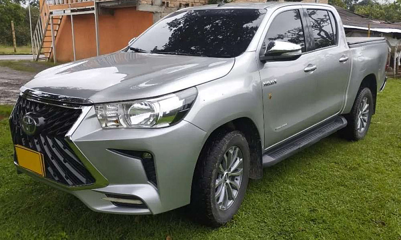 Toyota Hilux 2017 Do...