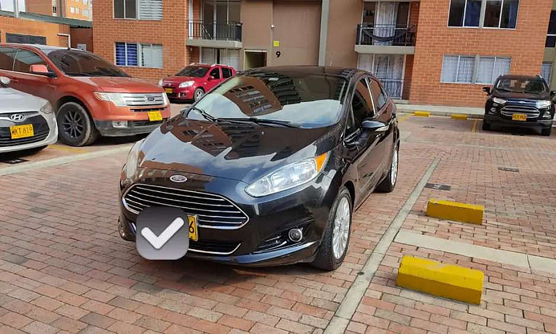 Vendo Ford Fiesta Ti...