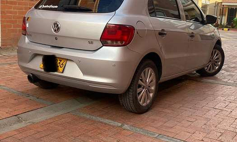 Vendo Volkswagen Gol...