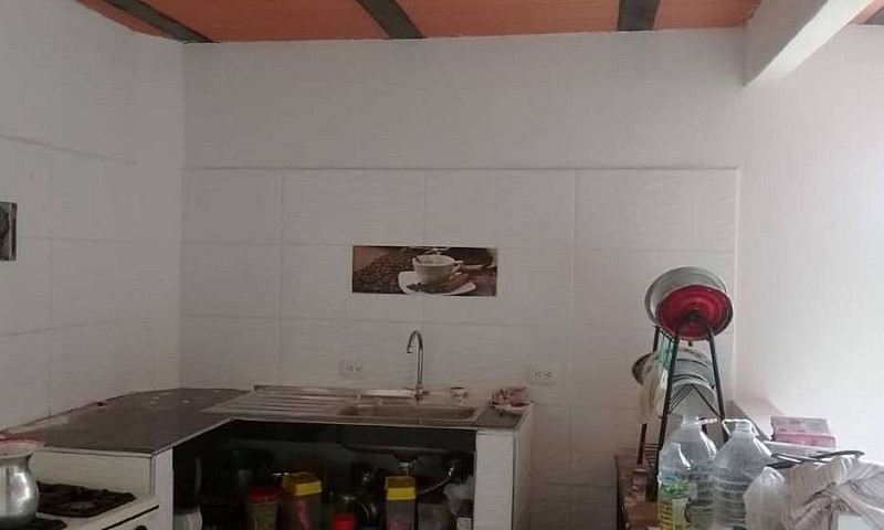 Vendo Casa Esquinera...