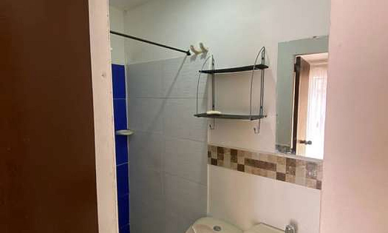 Se Arrienda Habitaci...