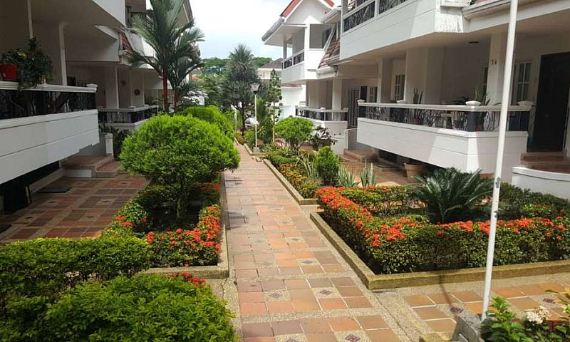 Condominio Portal De...
