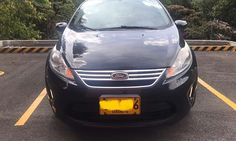 Ford Fiesta Se Autom...